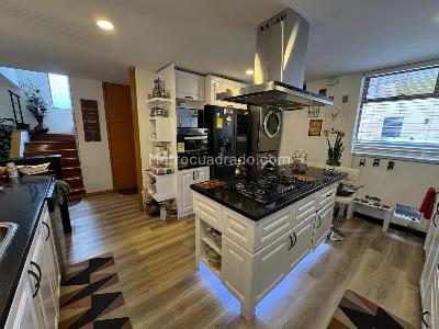 Casa de 4 alcobas en venta en Mora Verde Etapa 1, Bogotá, 158 m² · foto 2 de 19