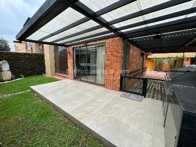 Casa en venta en Camino De Arrayanes, Bogotá · foto 9 de 20