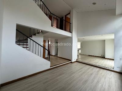 Casa en venta en Camino De Arrayanes, Bogotá · foto 3 de 20
