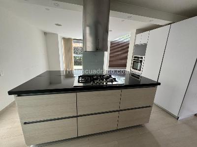 Casa en venta en Camino De Arrayanes, Bogotá · foto 6 de 20