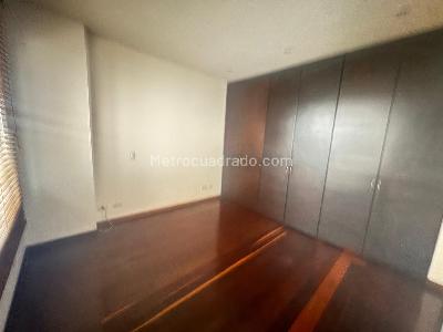 Apartaestudio en venta en Chico Norte Iii Sector Chico, Bogotá, 55 m² · foto 10 de 13