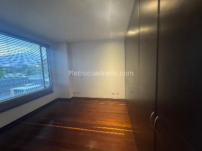 Apartaestudio en venta en Chico Norte Iii Sector Chico, Bogotá, 55 m² · foto 11 de 13