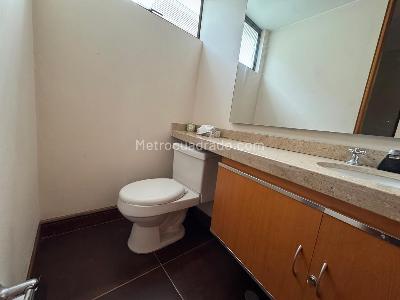 Casa de 3 alcobas en venta en Camino De Arrayanes, Bogotá, 189 m² · foto 17 de 20