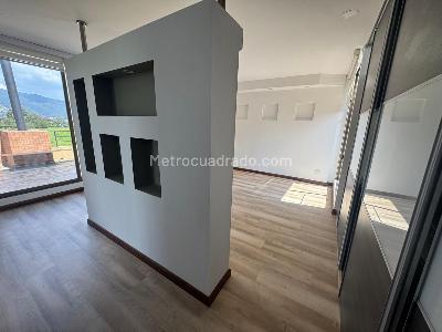 Casa de 4 alcobas en venta en Mora Verde, Bogotá, 170 m² · foto 10 de 20