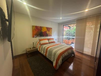Apartamento en venta en Los Rosales Reservado, Bogotá · foto 13 de 19