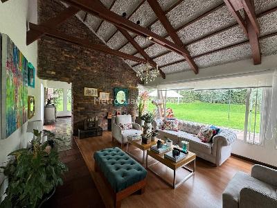 Casa de 3 alcobas en venta en Camino De Los Arrayanes, Bogotá · foto 9 de 20