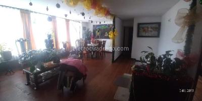 Casa de 5 alcobas en venta en El Recuerdo, Bogotá, 184 m² · foto 4 de 20