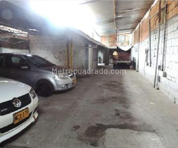 Casa de 5 alcobas en venta en San Antonio Norte, Bogotá, 458 m² · foto 2 de 20
