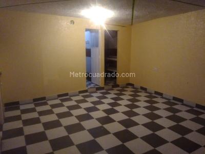 Casa de 5 alcobas en venta en Santa Librada, Bogotá, 423 m² · foto 8 de 20