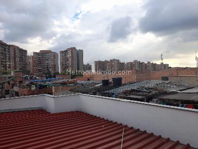 Casa de 5 alcobas en venta en San Antonio Nor Occidental, Bogotá, 305 m² · foto 17 de 20