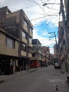 Casa de 5 alcobas en venta en San Antonio Nor Occidental, Bogotá, 305 m² · foto 19 de 20
