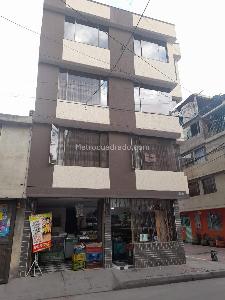 Casa de 5 alcobas en venta en San Antonio Nor Occidental, Bogotá, 305 m² · foto 2 de 20