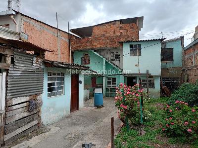 Casa de 5 alcobas en venta en Perdomo, Bogotá, 332 m² · foto 4 de 20