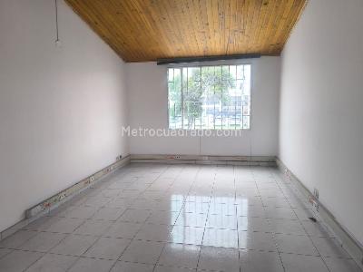 Casa de 5 alcobas en venta en Morato Santa Rosa, Bogotá, 288 m² · foto 5 de 20