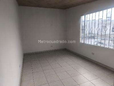 Casa de 5 alcobas en venta en Morato Santa Rosa, Bogotá, 288 m² · foto 9 de 20