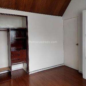 Casa de 5 alcobas en venta en Morato Santa Rosa, Bogotá, 288 m² · foto 19 de 20