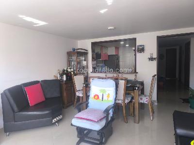 Apartamento de 3 alcobas en venta en Santa Isabel Occidental, Bogotá, 78 m² · foto 4 de 17