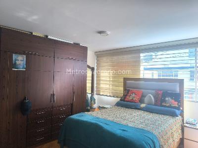 Apartamento de 3 alcobas en venta en Santa Isabel Occidental, Bogotá, 78 m² · foto 6 de 17
