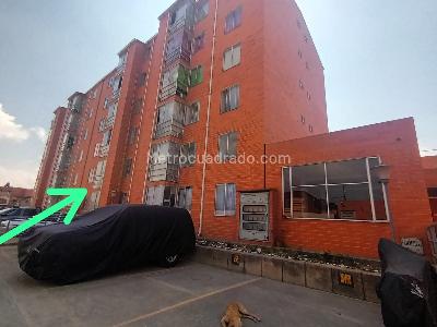 Apartamento de 3 alcobas en venta en Soacha San Nicolas, Soacha, 52 m² · foto 2 de 20