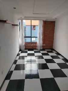 Apartamento de 3 alcobas en venta en Cr, Soacha, 45 m² · foto 13 de 20