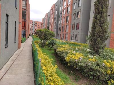 Apartamento de 3 alcobas en venta en Parque Campestre, Soacha, 48 m² · foto 3 de 20