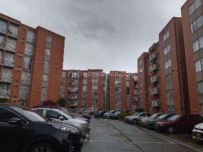 Apartamento de 3 alcobas en venta en Paseo Real, Soacha, 59 m² · foto 19 de 20