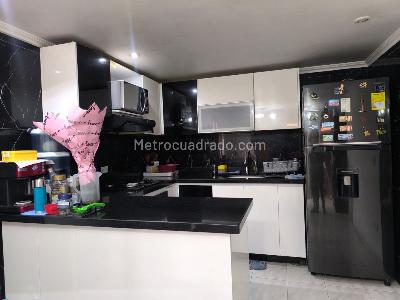 Casa de 4 alcobas en venta en Madelena Ix, Bogotá, 60 m² · foto 11 de 20