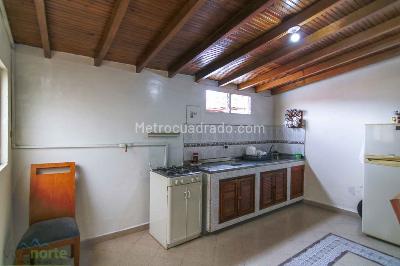 Casa de 4 alcobas en venta en Barrio Mesa Bello, Bello, 110 m² · foto 2 de 9