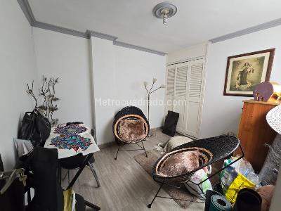Apartamento de 5 alcobas en venta en Tipo Duplex Calasanz, Medellín, 145 m² · foto 2 de 14