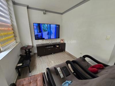 Apartamento de 5 alcobas en venta en Tipo Duplex Calasanz, Medellín, 145 m² · foto 9 de 14
