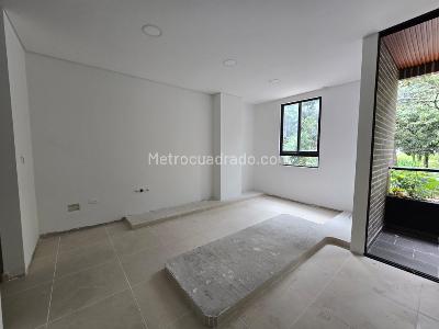 Casa de 3 alcobas en venta en Santa Monica Medellin, Medellín, 110 m² · foto 2 de 10