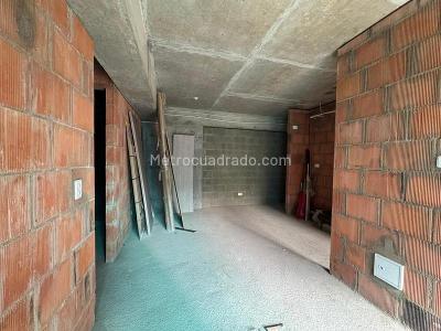 Apartamento de 2 alcobas en venta en Amazonia Ensenada Bello, Bello, 57 m² · foto 2 de 6