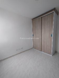 Apartamento de 2 alcobas en venta en Distrito Plaza Bello, Bello, 57 m² · foto 6 de 13