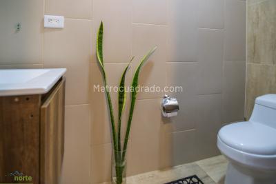 Casa de 4 alcobas en venta en Casa Campestre Parcelacion Norteamerica Bello, Bello, 320 m² · foto 2 de 19