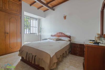 Casa de 5 alcobas en venta en Belen Malibu, Medellín, 140 m² · foto 14 de 20