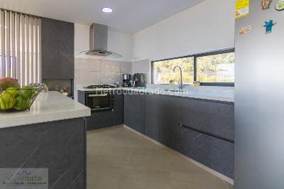 Casa de 4 alcobas en venta en Norte America, Bello, 384 m² · foto 4 de 20