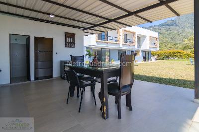 Casa de 4 alcobas en venta en Norte America, Bello, 384 m² · foto 9 de 20