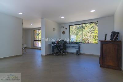 Casa de 4 alcobas en venta en Norte America, Bello, 384 m² · foto 11 de 20