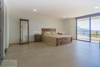 Casa de 4 alcobas en venta en Norte America, Bello, 384 m² · foto 16 de 20