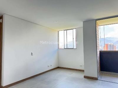 Apartamento de 2 alcobas en venta en Amantina Itagui, Itagüí, 63 m² · foto 4 de 15