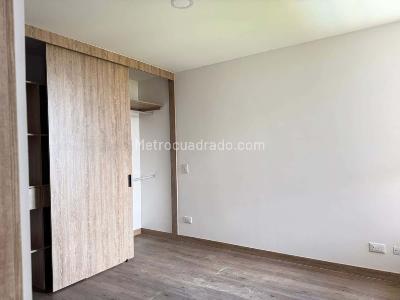 Apartamento de 2 alcobas en venta en Amantina Itagui, Itagüí, 63 m² · foto 6 de 15