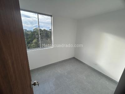 Apartamento de 3 alcobas en venta en Rio Campestre Rionegro, Rionegro, 53 m² · foto 4 de 10