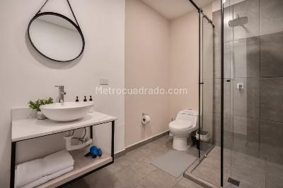 Casa de 5 alcobas en venta en Poblado El Tesoro Medellin, Medellín, 300 m² · foto 11 de 13