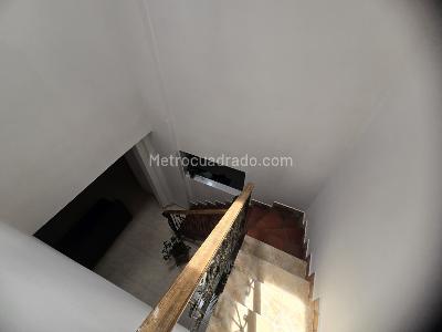 Casa de 5 alcobas en venta en Girardot Medellin, Medellín, 224 m² · foto 13 de 19