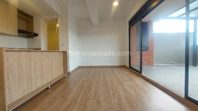 Apartamento de 2 alcobas en venta en Cambulo Rionegro, Rionegro, 66 m² · foto 2 de 14