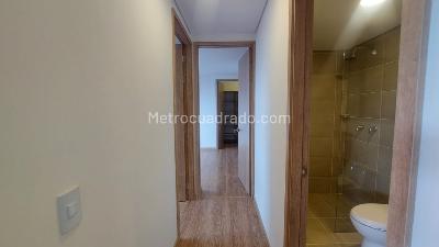 Apartamento de 2 alcobas en venta en Cambulo Rionegro, Rionegro, 66 m² · foto 8 de 14
