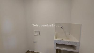 Apartamento de 2 alcobas en venta en Cambulo Rionegro, Rionegro, 66 m² · foto 12 de 14
