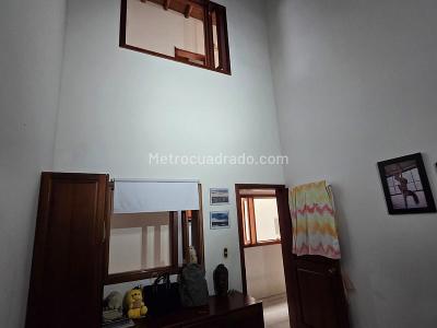Casa de 4 alcobas en venta en Cabañitas Bello, Bello, 260 m² · foto 11 de 19