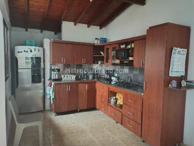 Casa de 4 alcobas en venta en Buenos Aires Medellin, Medellín, 158 m² · foto 3 de 15