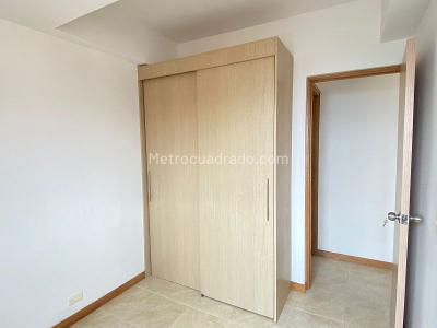 Apartamento de 3 alcobas en venta en Florida Norteamerica Bello, Bello, 76 m² · foto 5 de 17